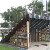 This Library Pops Up in Different Parts of Manila so You Can Just Walk In and Get Books